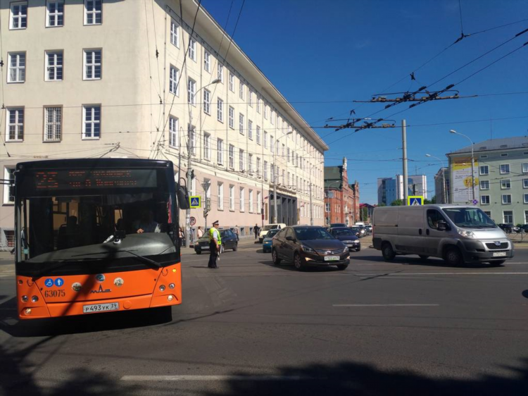 Автобус 18 калининград