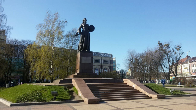 Калининград памятники