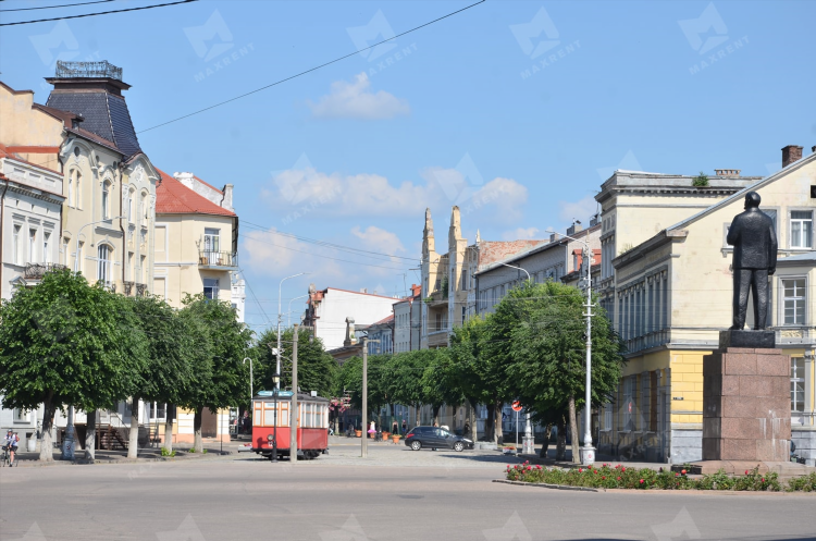 Калининград с кем граничит на карте