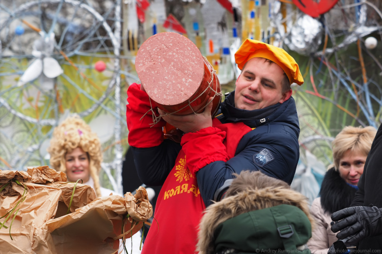 Праздник длинной колбасы в калининграде
